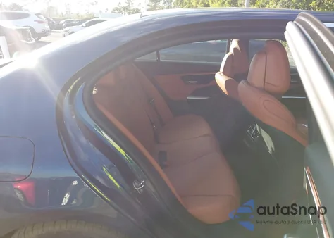 2025 Mercedes-Benz C 300 from USA, damaged, VIN W1KAF4GB8SR283284